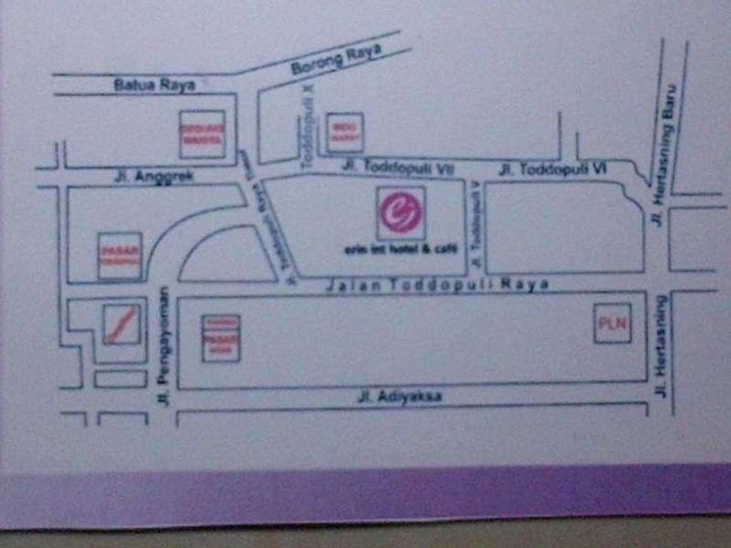 Erin Int Hotel Makassar Buitenkant foto